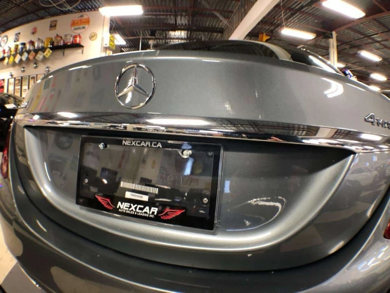 Mercedes-Benz C 300 * CARFAX * ЦЕНА ДО БГ, снимка 13 - Автомобили и джипове - 53254473