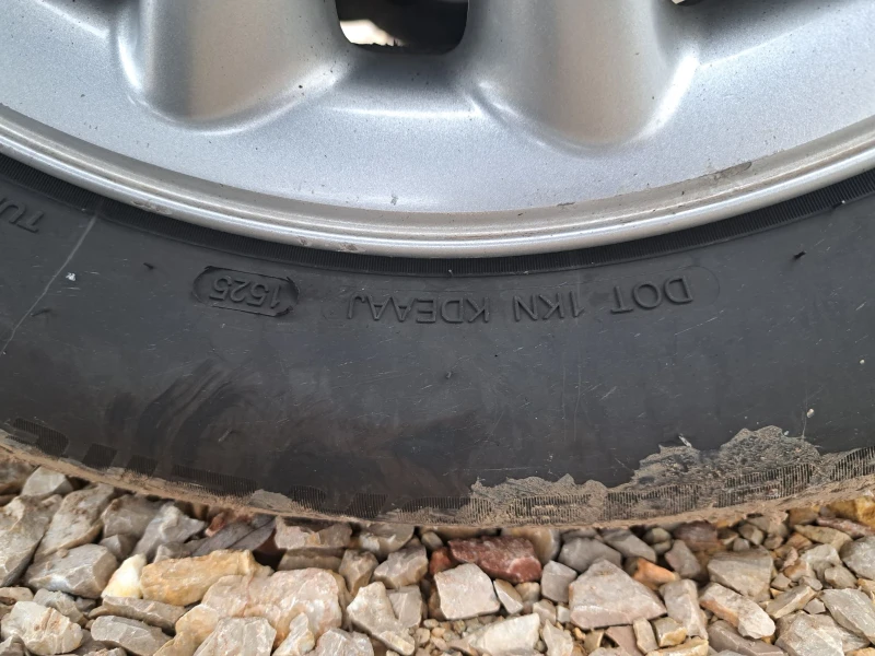 Chrysler Voyager 2.8CRD, снимка 8 - Автомобили и джипове - 53301576