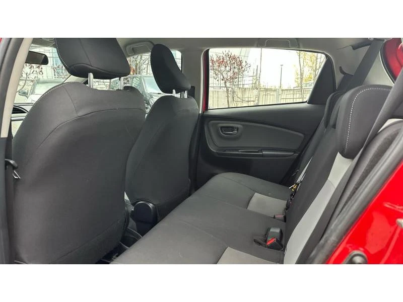 Toyota Yaris 1.5 HSD ACTIVE, снимка 11 - Автомобили и джипове - 53245771