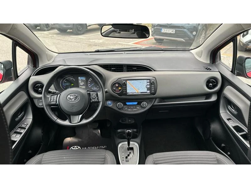 Toyota Yaris 1.5 HSD ACTIVE, снимка 8 - Автомобили и джипове - 53245771
