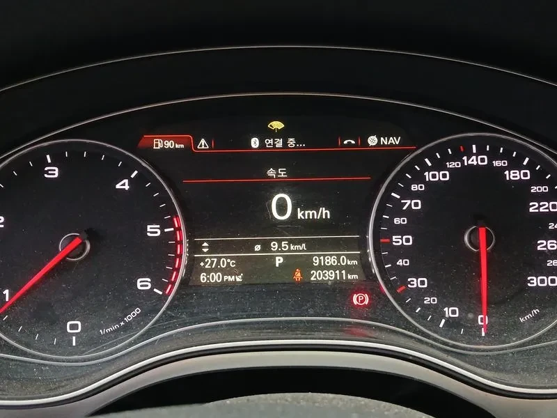 Audi A6 2.0 TDI, снимка 8 - Автомобили и джипове - 55048122