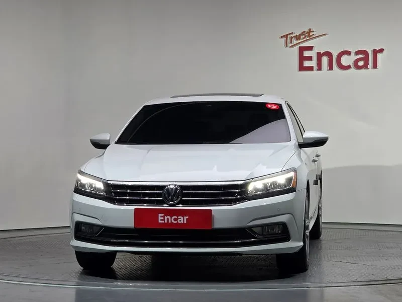 VW Passat 2.0 TSI , снимка 3 - Автомобили и джипове - 55720451