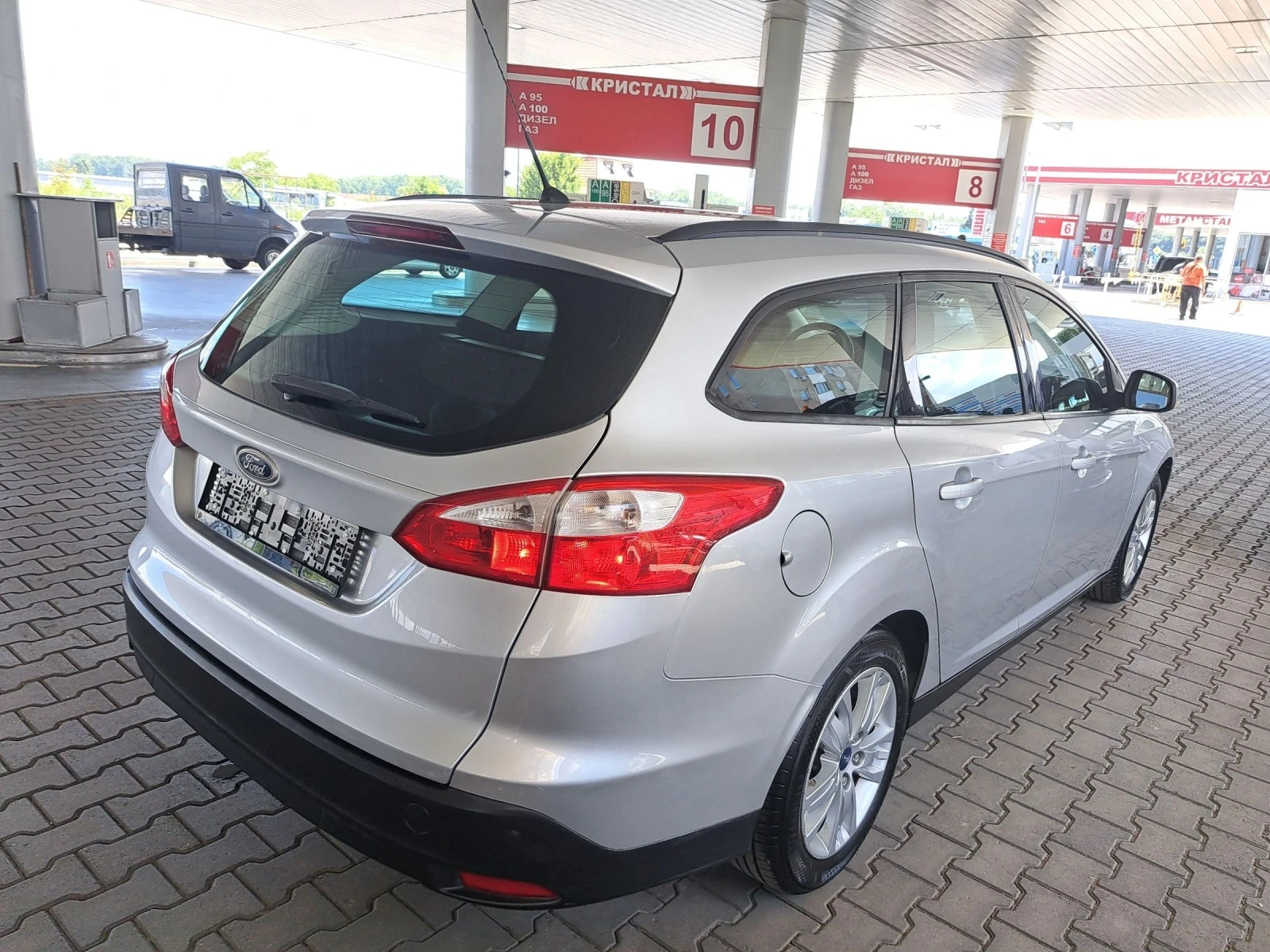 Ford Focus 1.6i 16v GPL ITALIA - изображение 9