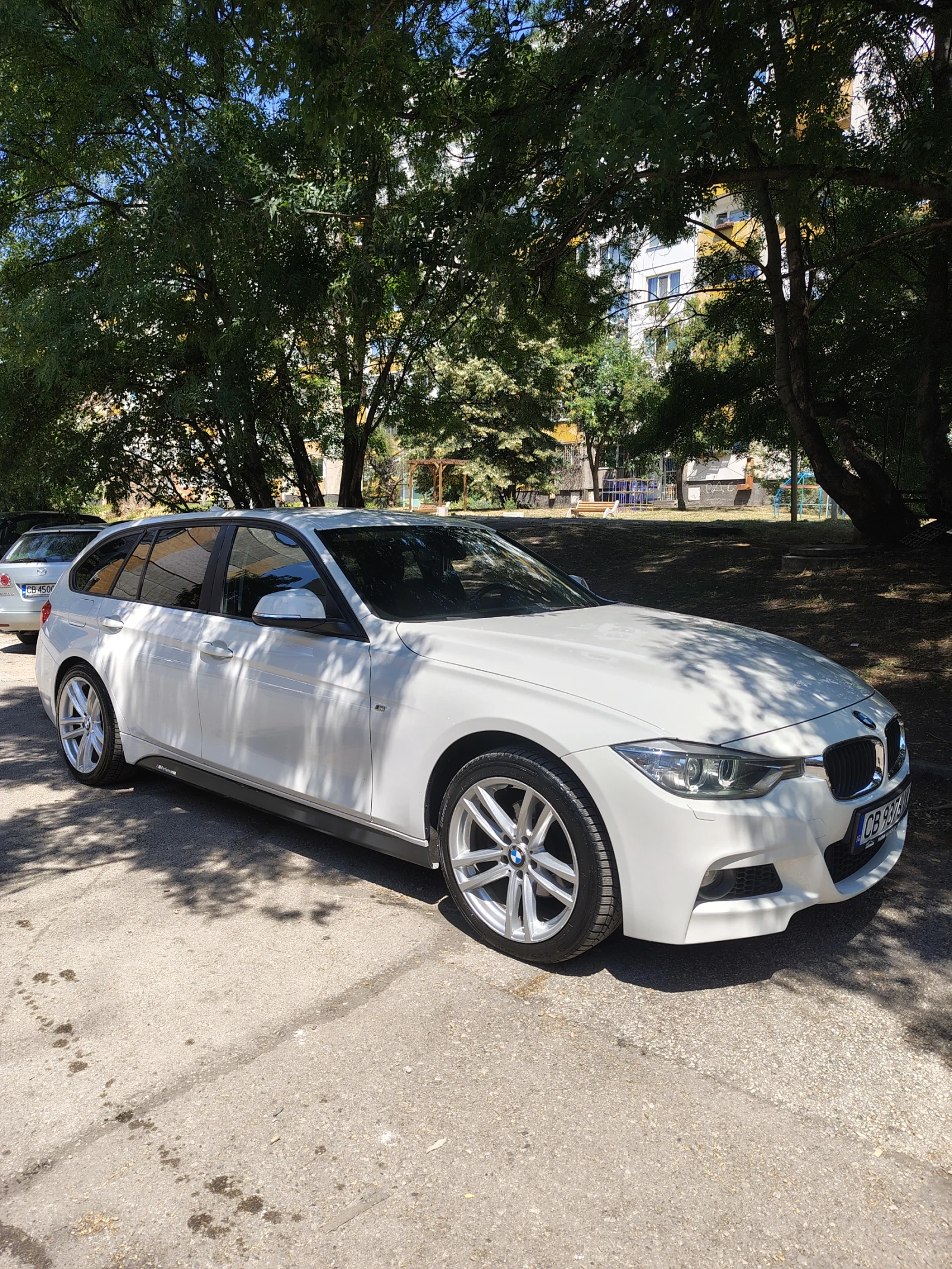 BMW 320 320xd, снимка 2 - Автомобили и джипове - 47160534