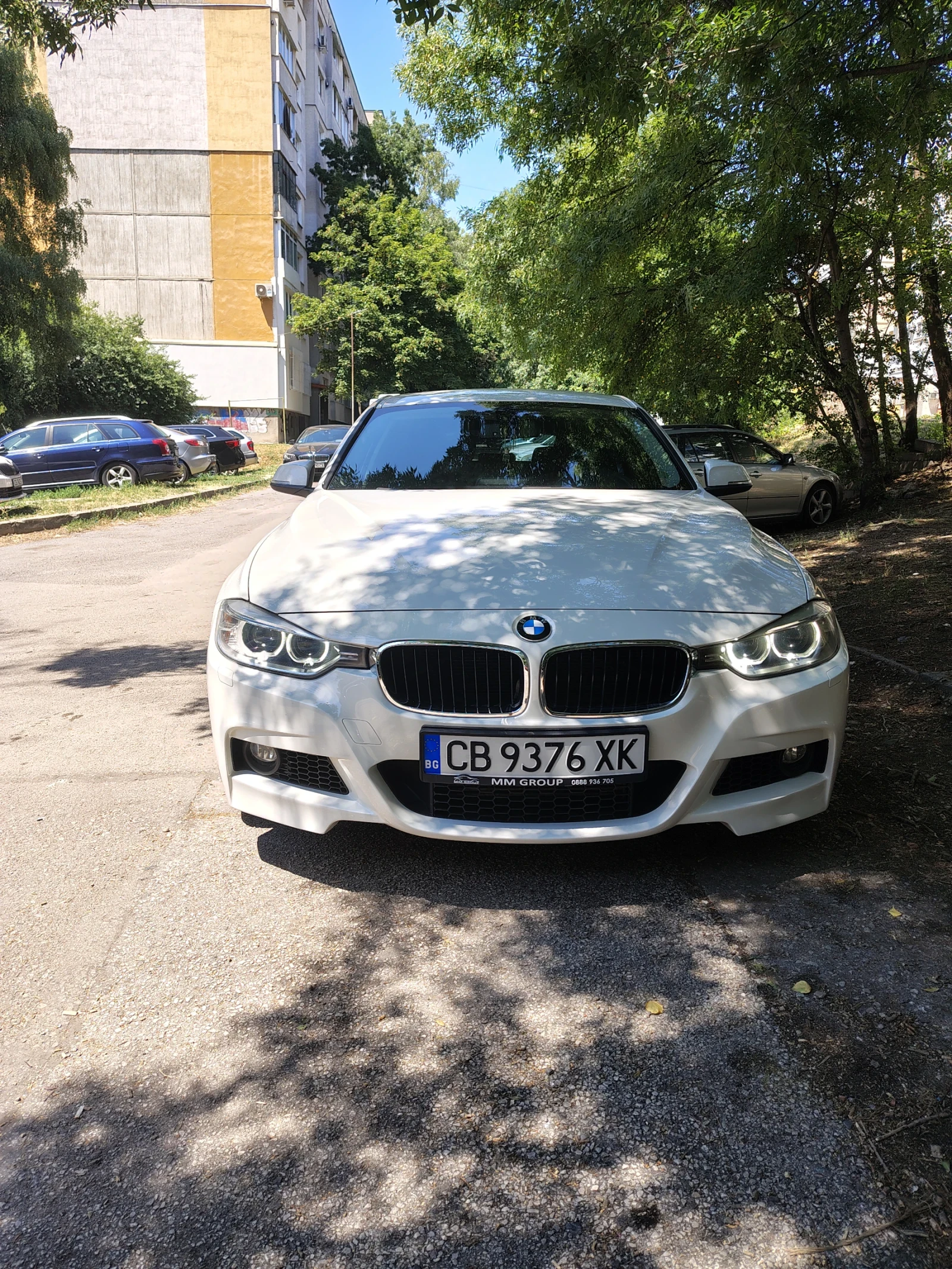 BMW 320 320xd, снимка 11 - Автомобили и джипове - 47160534