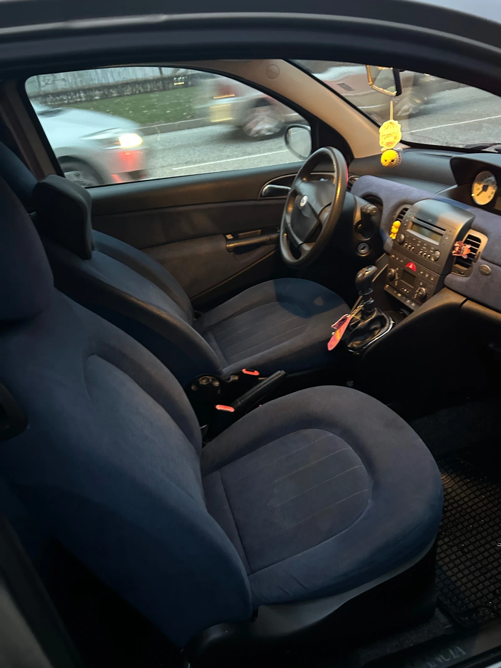 Lancia Ypsilon  - изображение 6