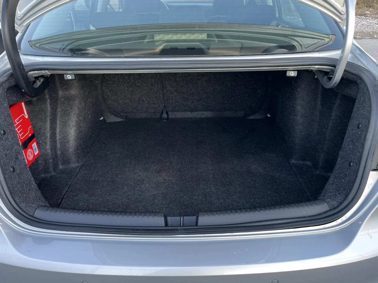 VW Jetta 1.2 TURBO 105 4  EURO 5A   | Mobile.bg   15