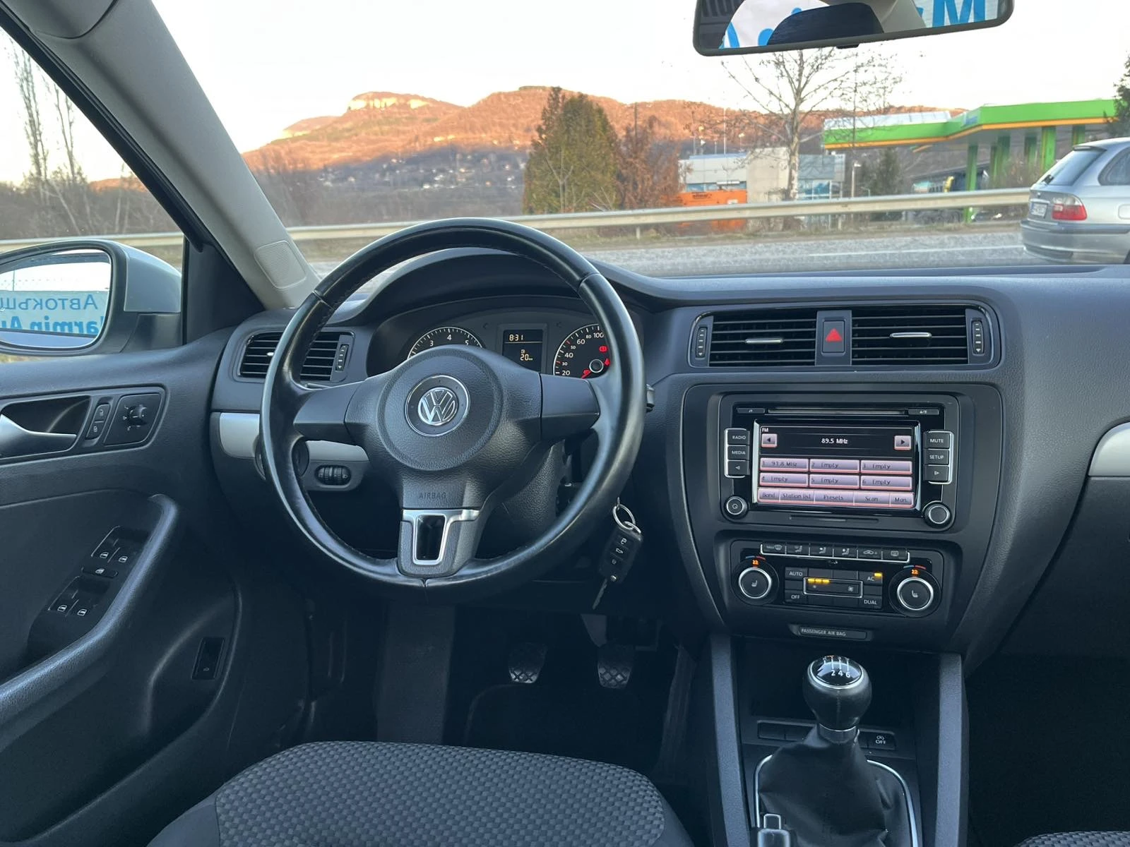 VW Jetta 1.2 TURBO 105 4  EURO 5A   | Mobile.bg   12