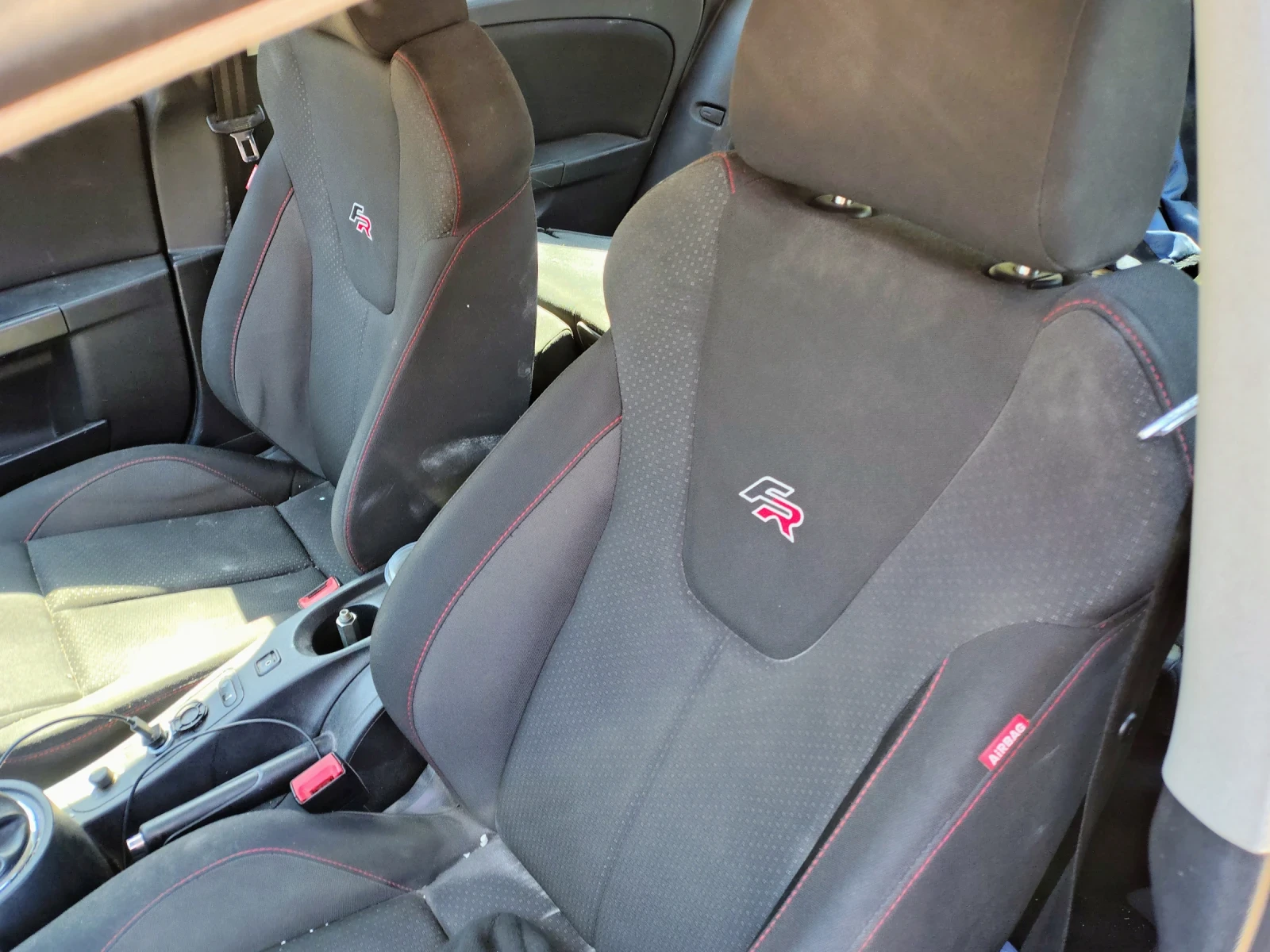 Seat Leon 1, 6i. 102k.c Газ бензин бартер - изображение 5