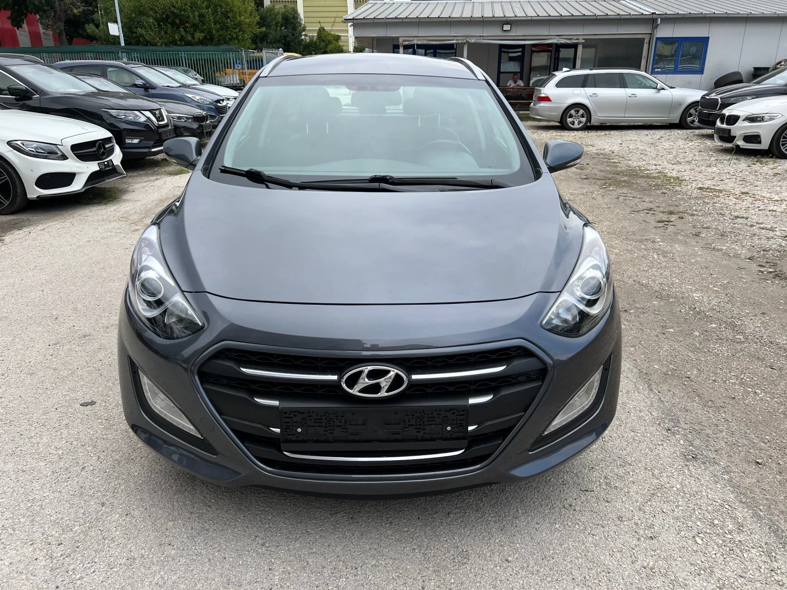 Hyundai I30 1.6CRDi, ШВЕЙЦАРИЯ - изображение 9