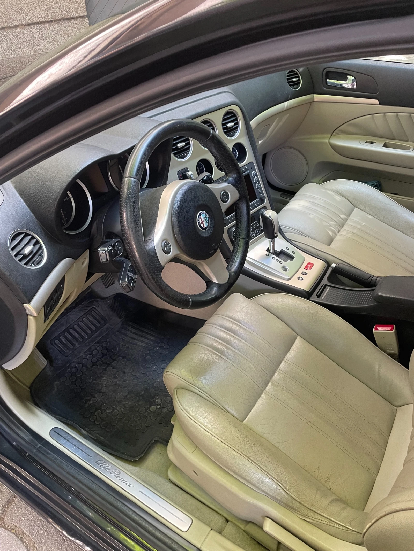 Alfa Romeo 159 SW | Mobile.bg   13