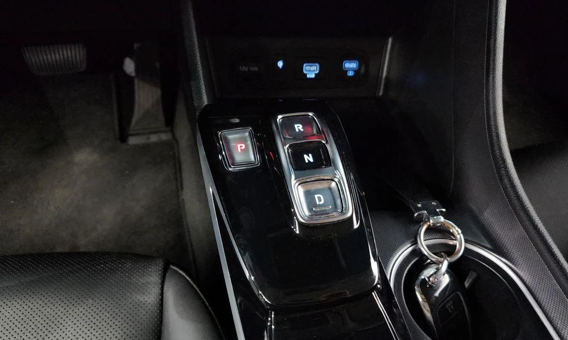 Hyundai Sonata 2.0 LPG * НАЙ-ДОБРА ЦЕНА В БЪЛГАРИЯ*  - изображение 9