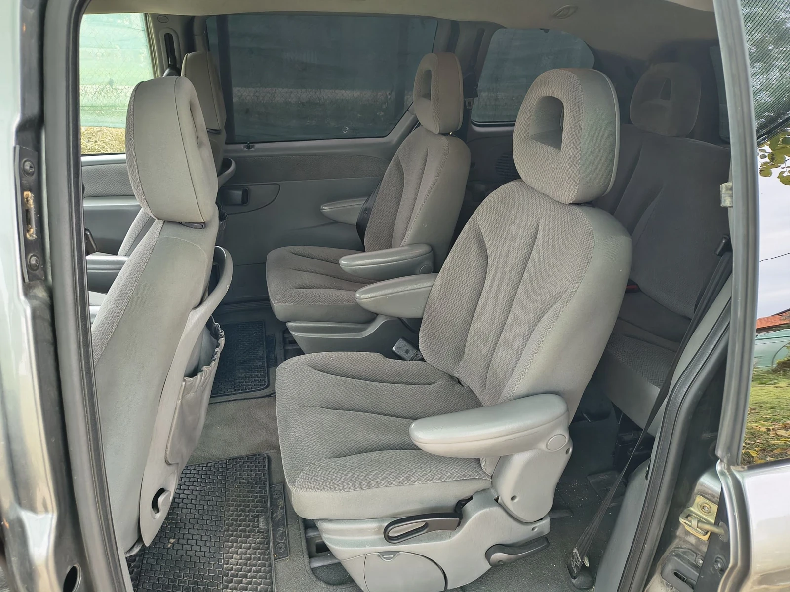 Chrysler Voyager  - изображение 7