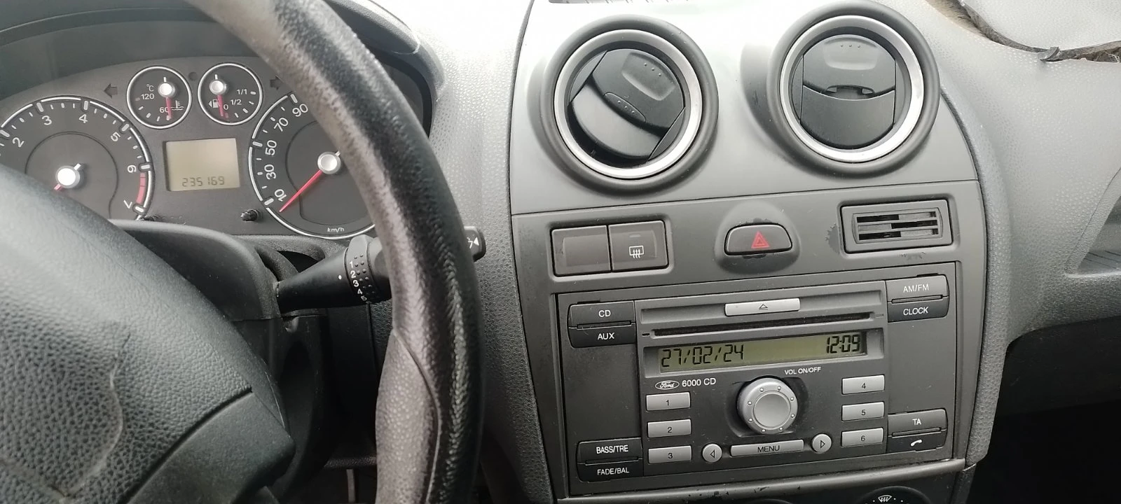 Ford Fiesta 1, 4  | Mobile.bg   10