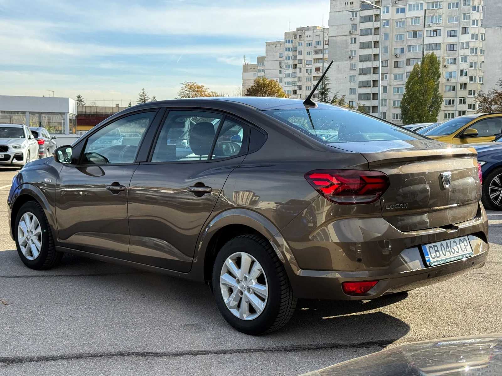 Dacia Logan 1.0 TCe * 91p.s * CVT * От България - изображение 7