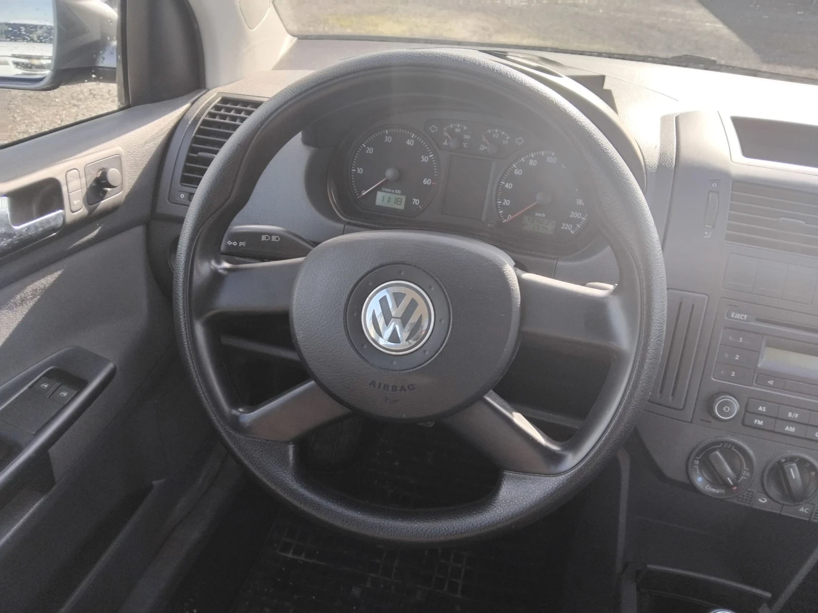 VW Polo 1.2i70ксА/С - изображение 5