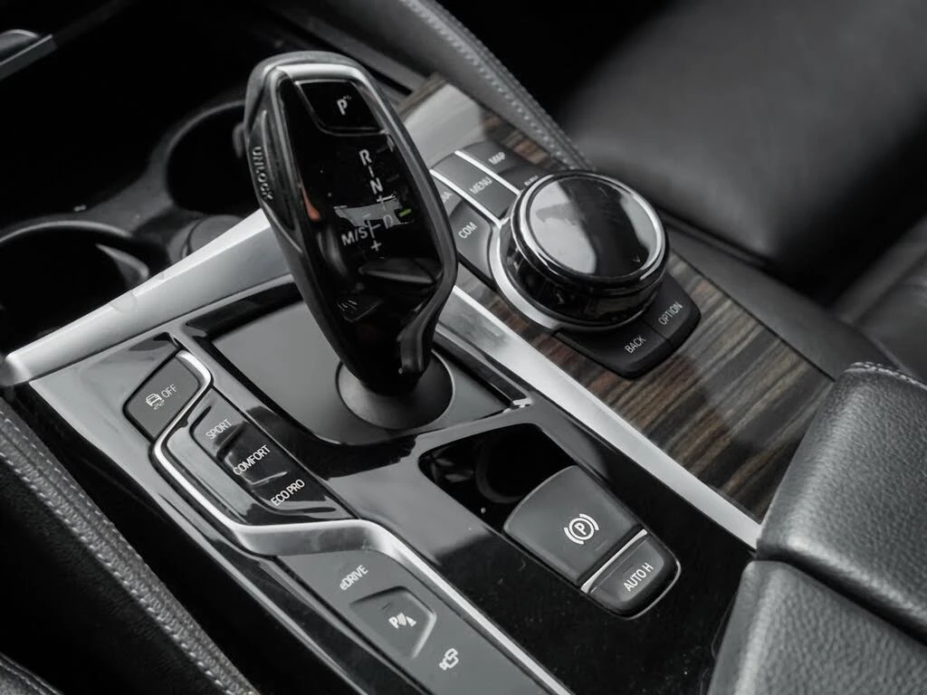 BMW 530E * Harmon&Kardon* * HeadUp* A���������* (���� �� �� | Mobile.bg � ����������� 12