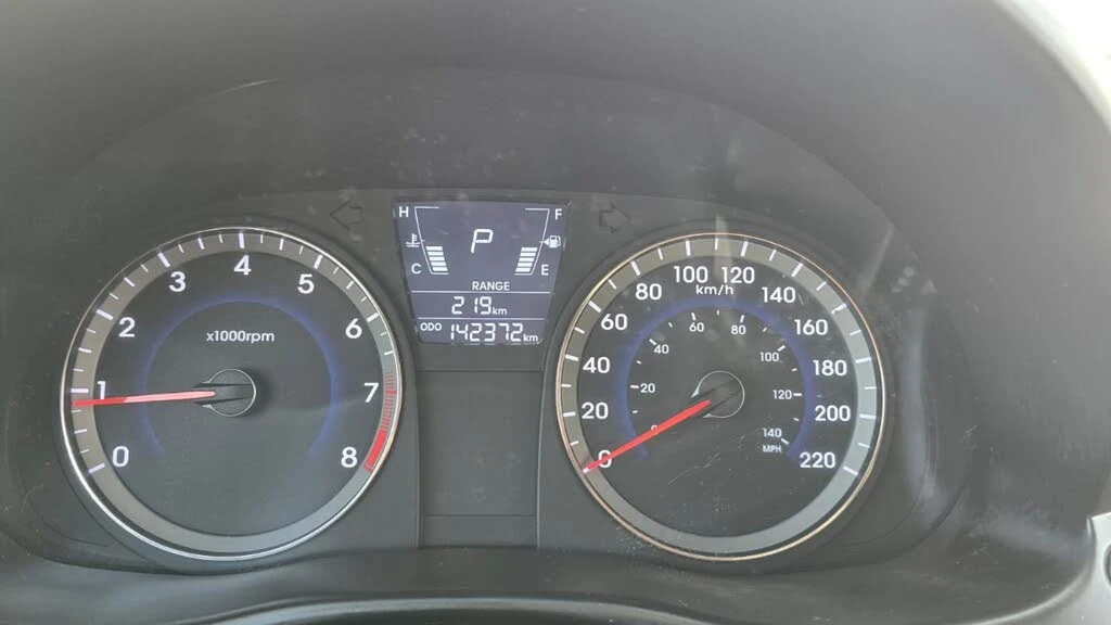 Hyundai Accent * GL 4-Door Hatchback* ���������� (���� �� ��) | Mobile.bg � ����������� 8