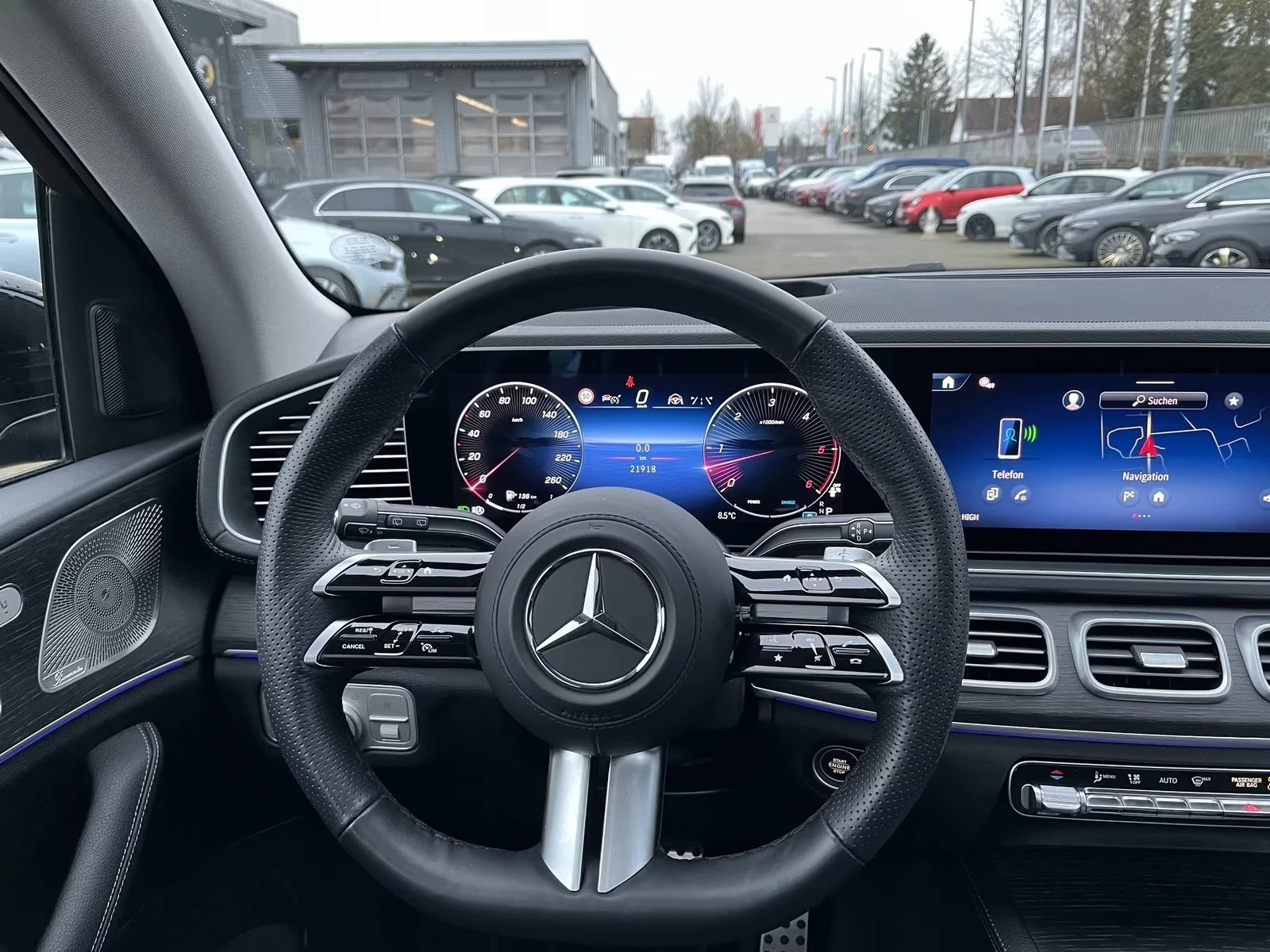 Mercedes-Benz GLS 450 /AMG/4-MATIC/FACELIFT/NIGHT/PANO/BURM/360/HUD/, снимка 10 - Автомобили и джипове - 54120356