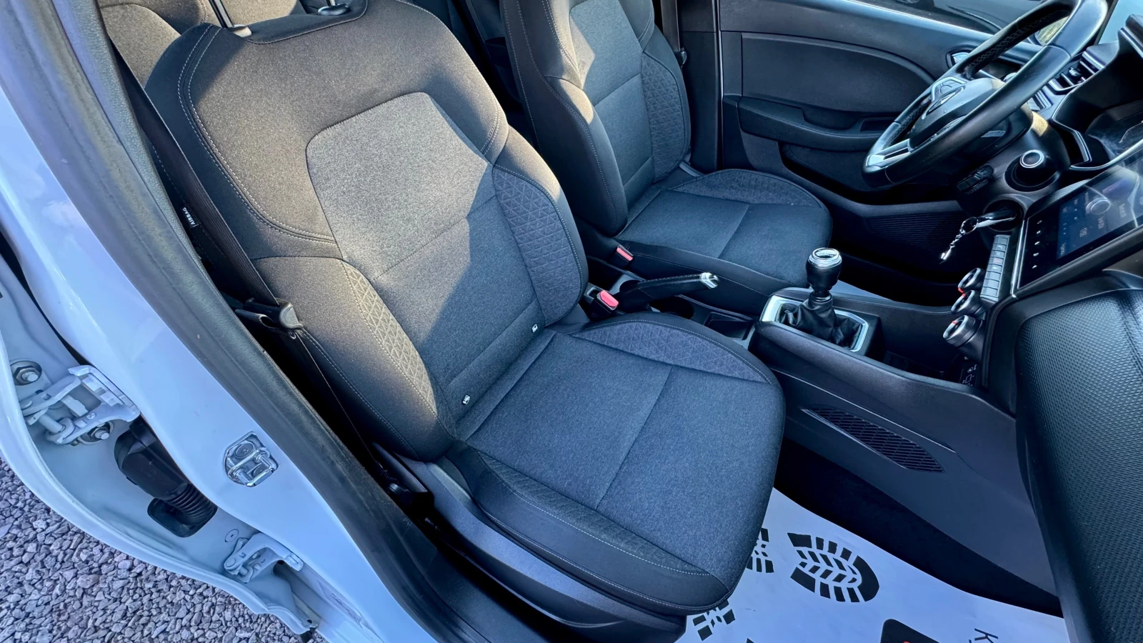 Renault Clio Gpl DIGITAL FACELIFT , снимка 9 - Автомобили и джипове - 54344807