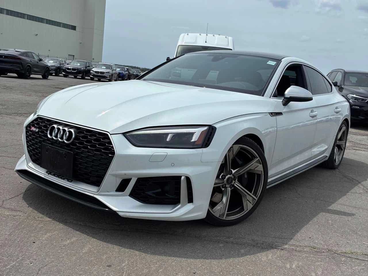 Audi Rs5 quattro / 360 / DIS / B&O / АВТОКРЕДИТ 