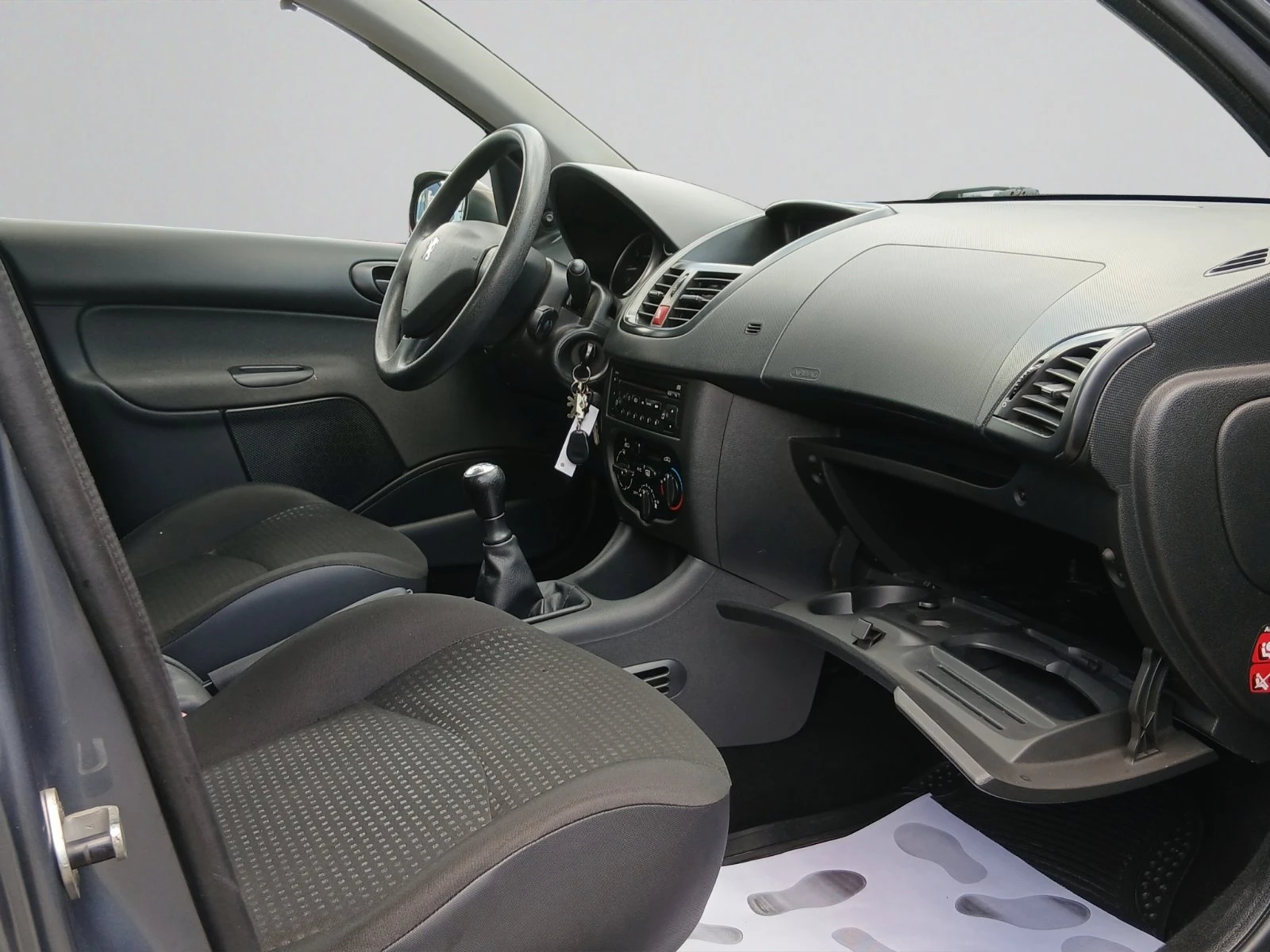 Peugeot 206 206+ URBAN 1.4E/75, 5p, снимка 15 - Автомобили и джипове - 55023028