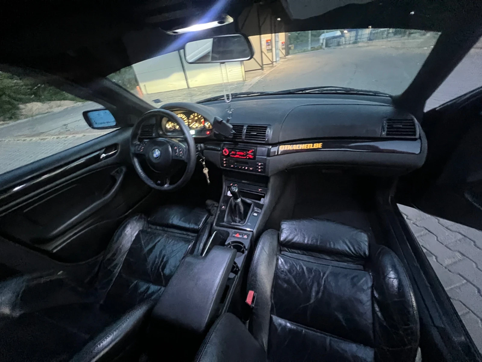 BMW 320, снимка 4 - Автомобили и джипове - 55406503