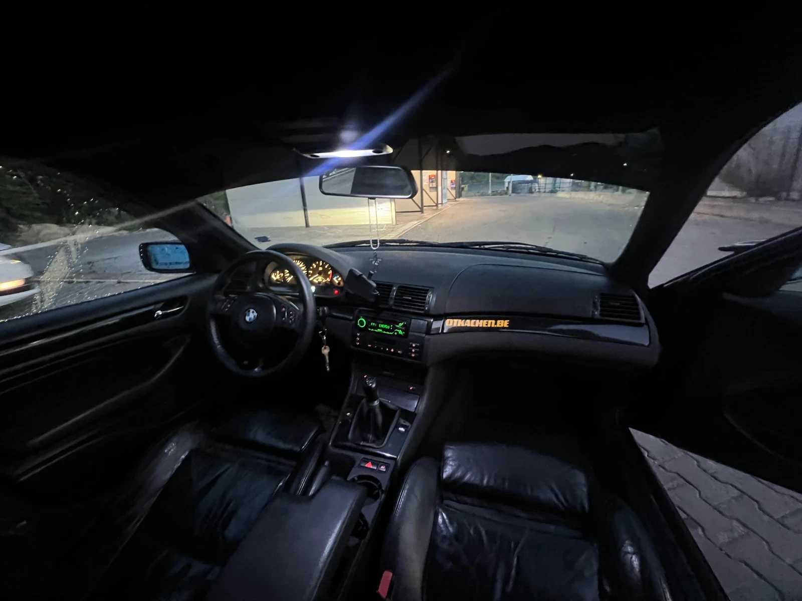 BMW 320, снимка 5 - Автомобили и джипове - 55406503