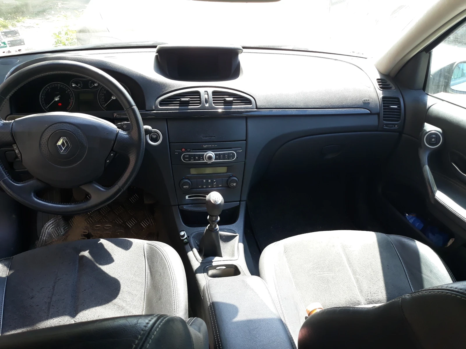 Renault Laguna, снимка 9 - Автомобили и джипове - 55770254