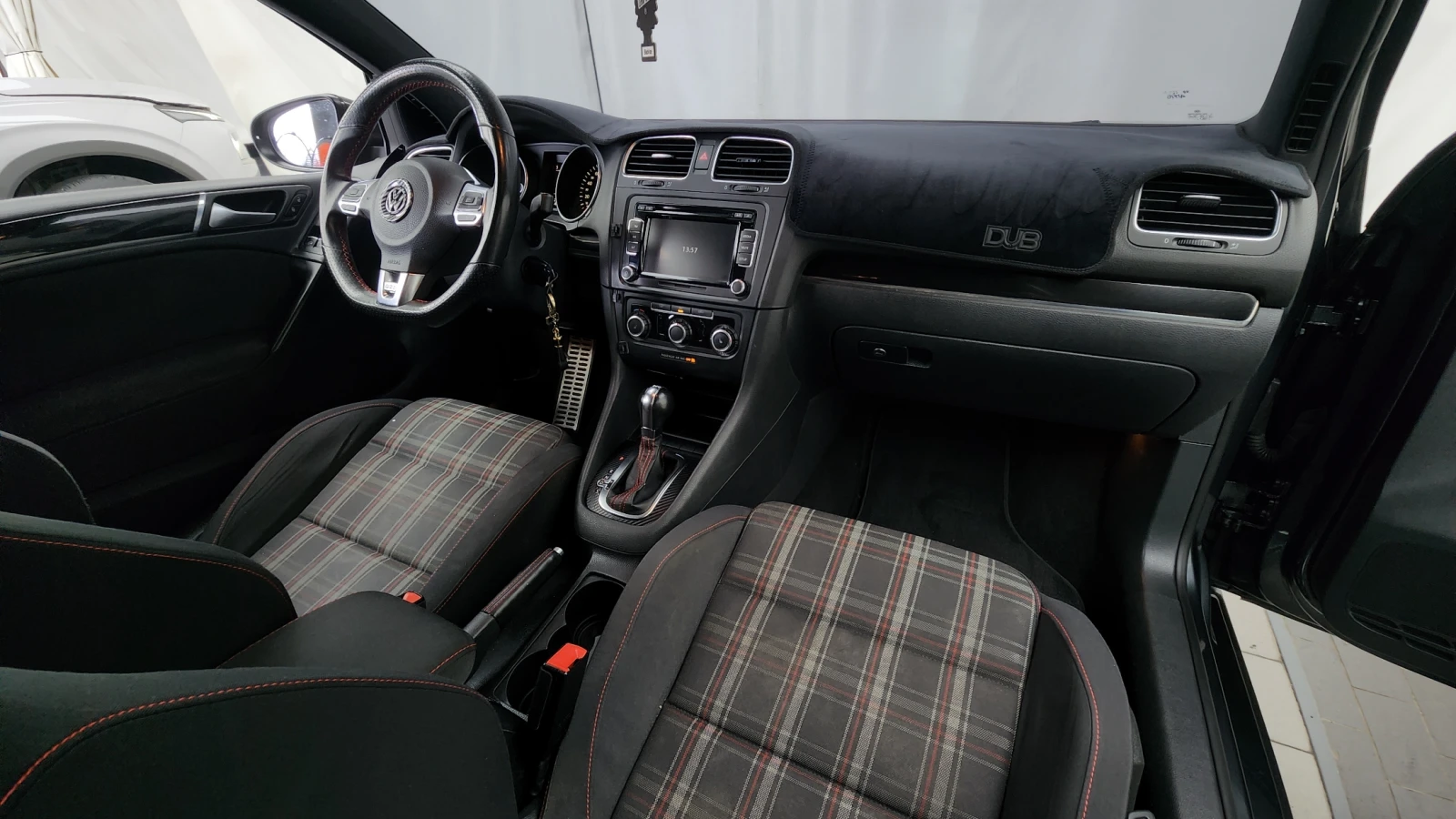 VW Golf GTI* КРАЙНА ЦЕНА, снимка 7 - Автомобили и джипове - 55983925