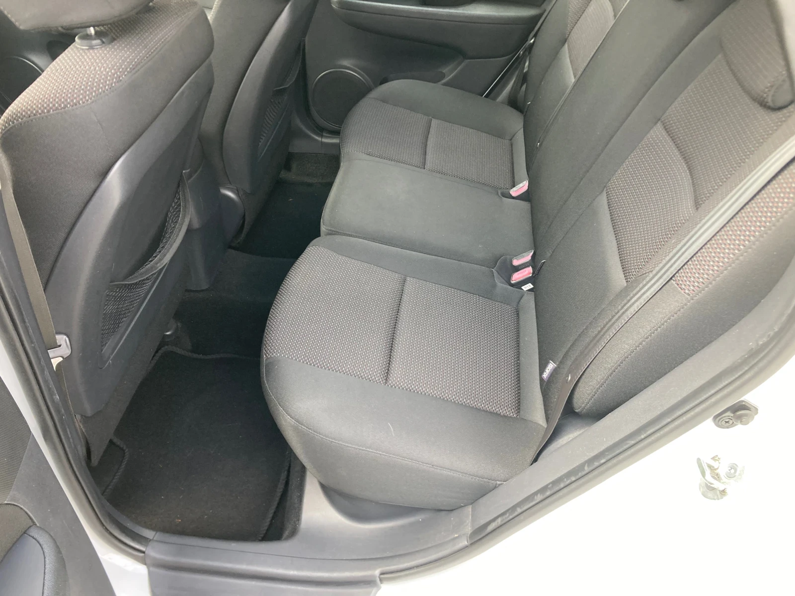 Hyundai I30 1.6 Dizel 90konq Klima Raboti, снимка 14 - Автомобили и джипове - 56054583