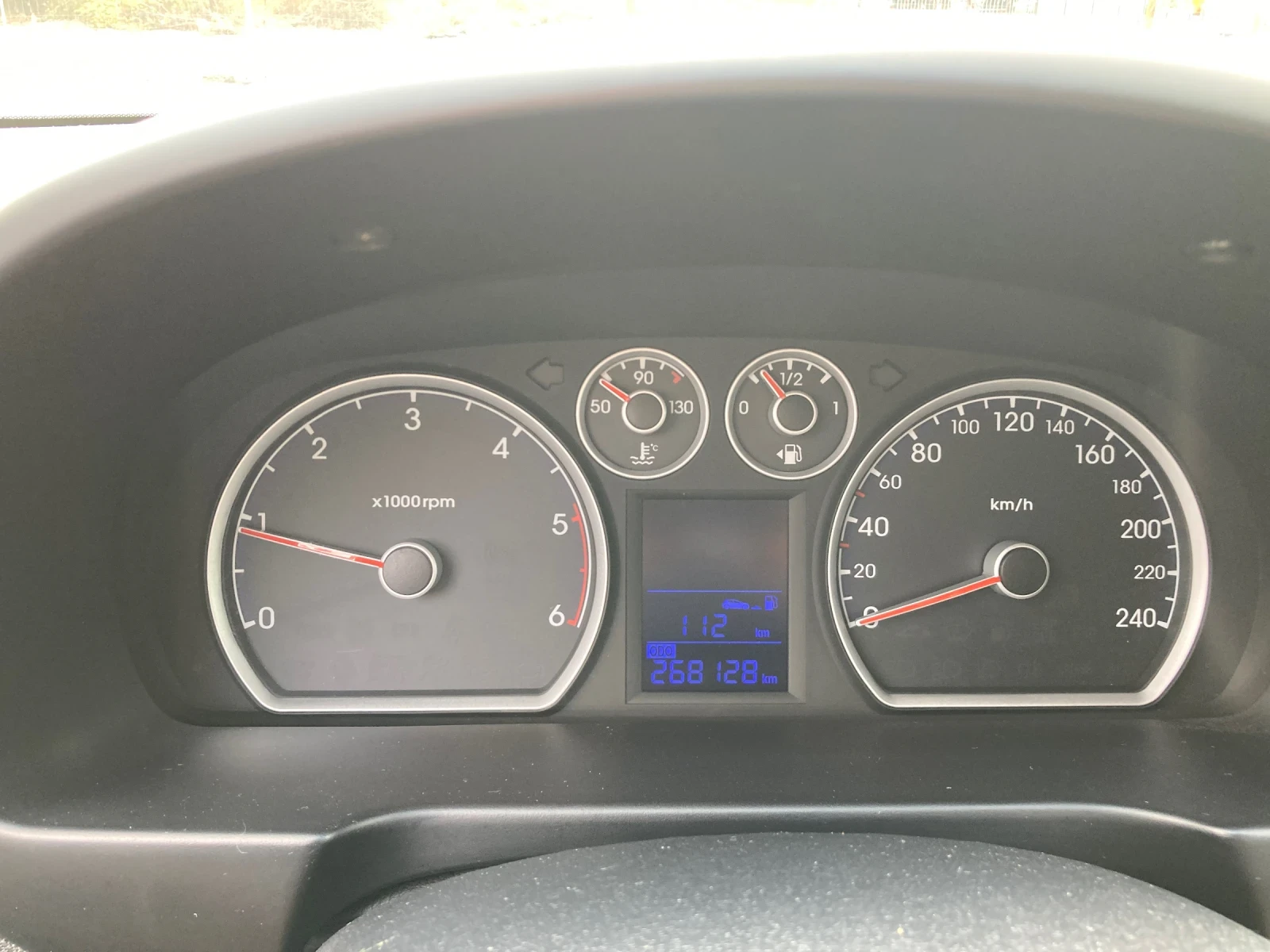 Hyundai I30 1.6 Dizel 90konq Klima Raboti, снимка 10 - Автомобили и джипове - 56054583