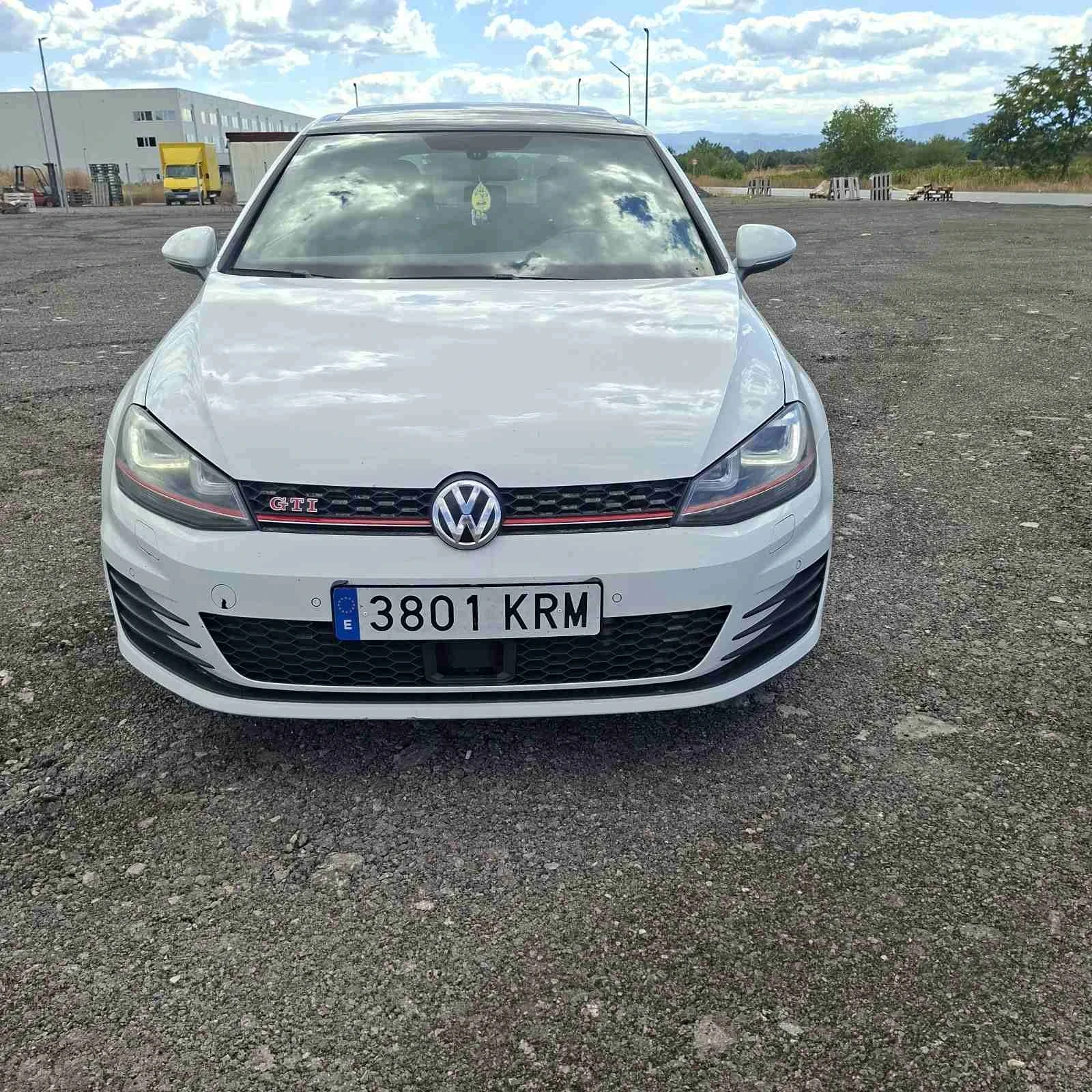 VW Golf GTI, снимка 4 - Автомобили и джипове - 56098601