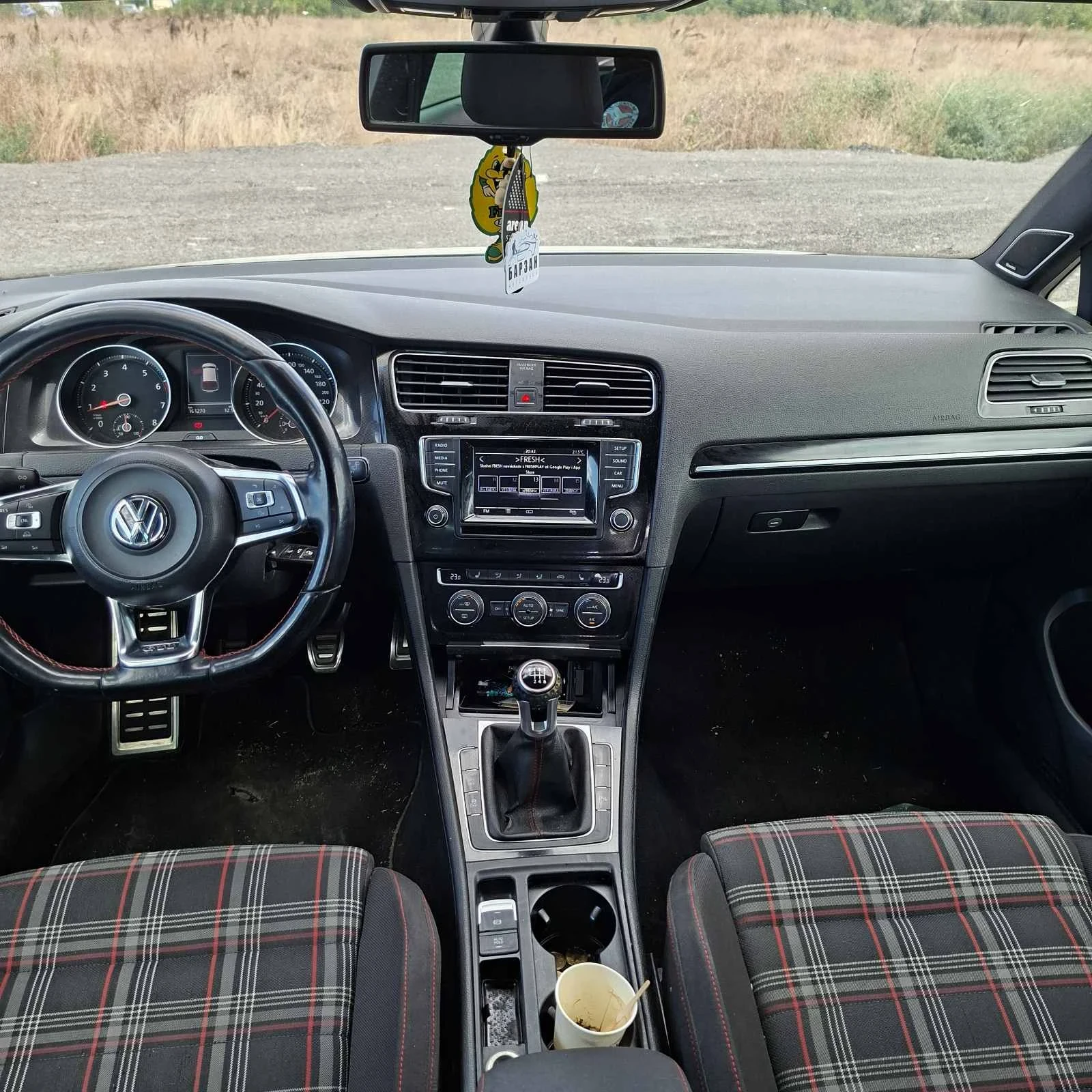 VW Golf GTI, снимка 6 - Автомобили и джипове - 56098601