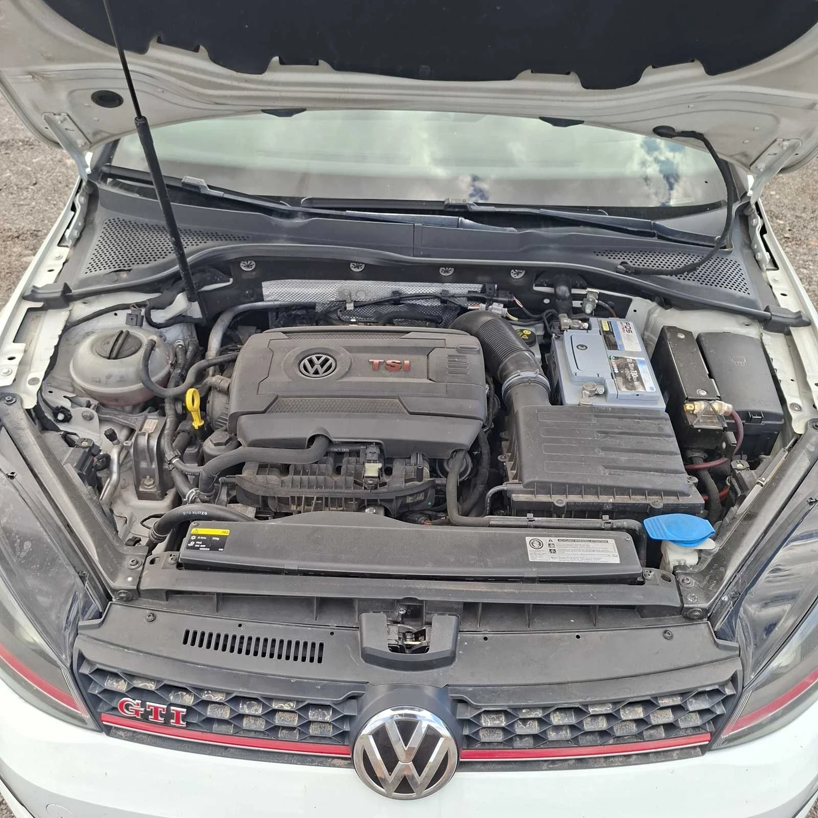 VW Golf GTI, снимка 5 - Автомобили и джипове - 56098601