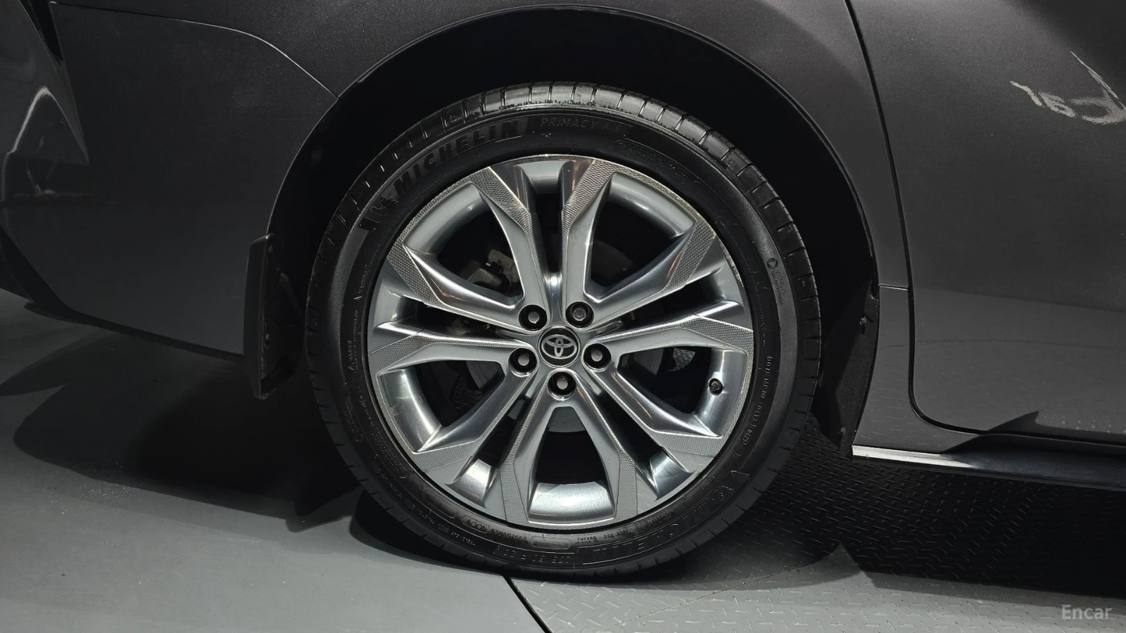 Toyota Sienna HYBRID* ПОДГРЕВ* ОБДУХВАНЕ* 360, снимка 4 - Автомобили и джипове - 56128233