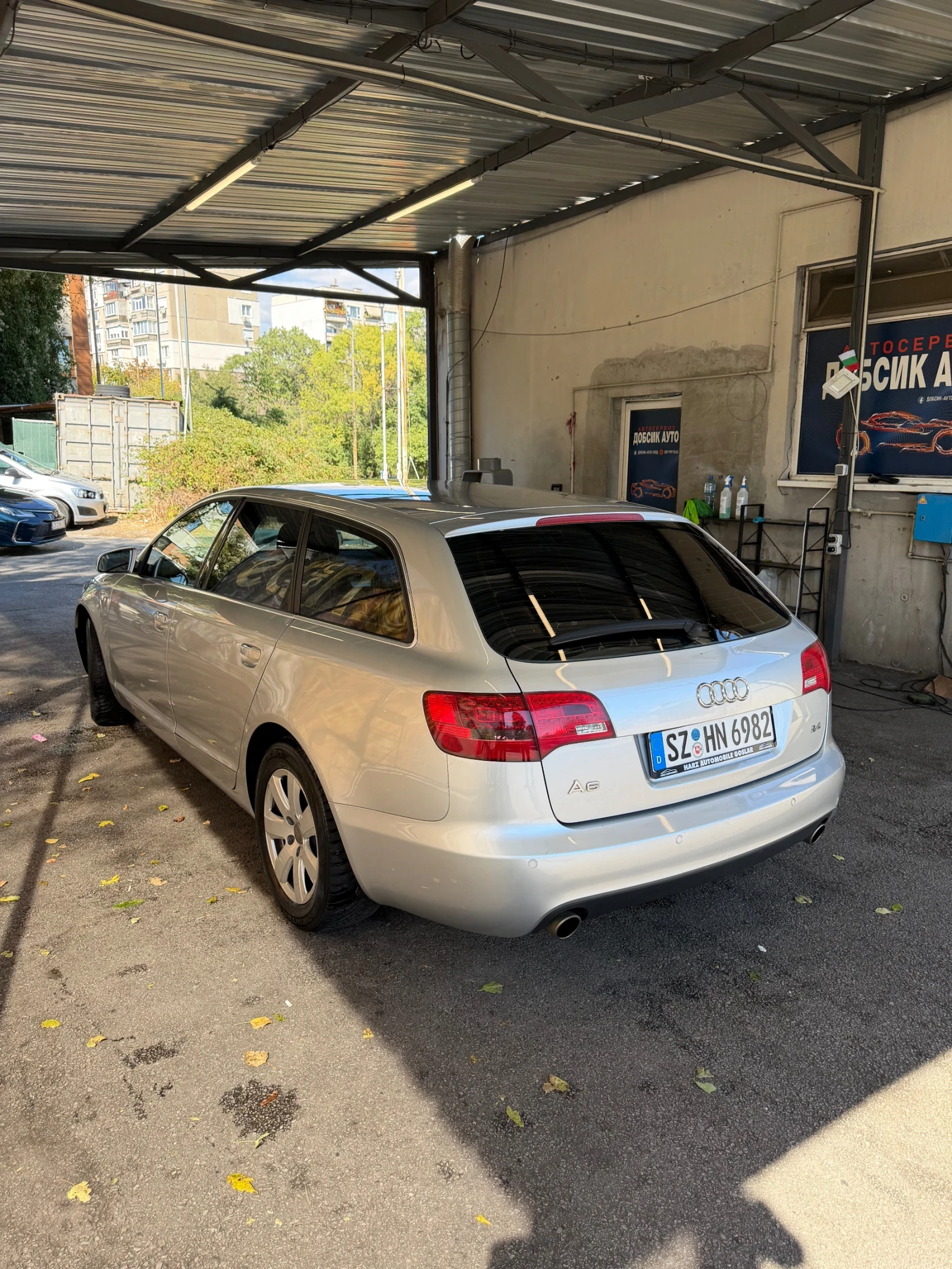 Audi A6 2.4 gaz benzin, снимка 4 - Автомобили и джипове - 56155496