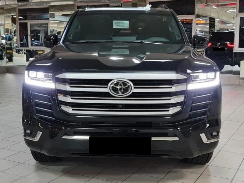 Toyota Land cruiser 300 V6D 70TH ANNIVERSARY JBL 360 HEAD UP, снимка 2 - Автомобили и джипове - 52003160
