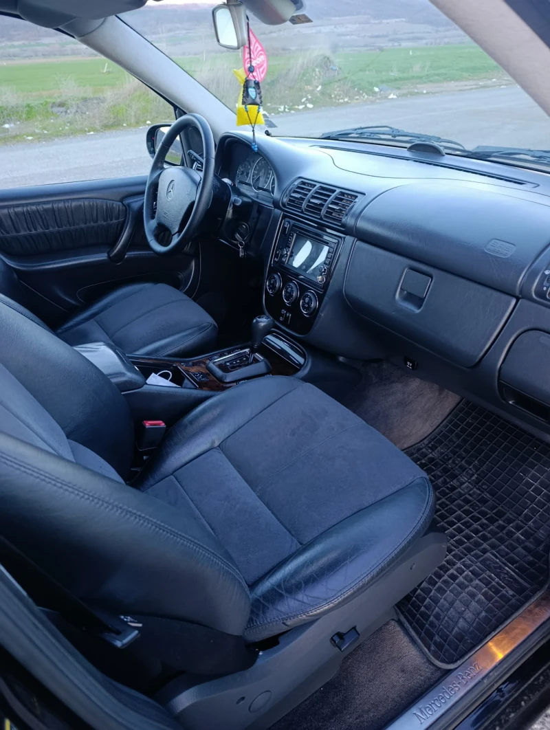 Mercedes-Benz ML 270, снимка 9 - Автомобили и джипове - 52958264