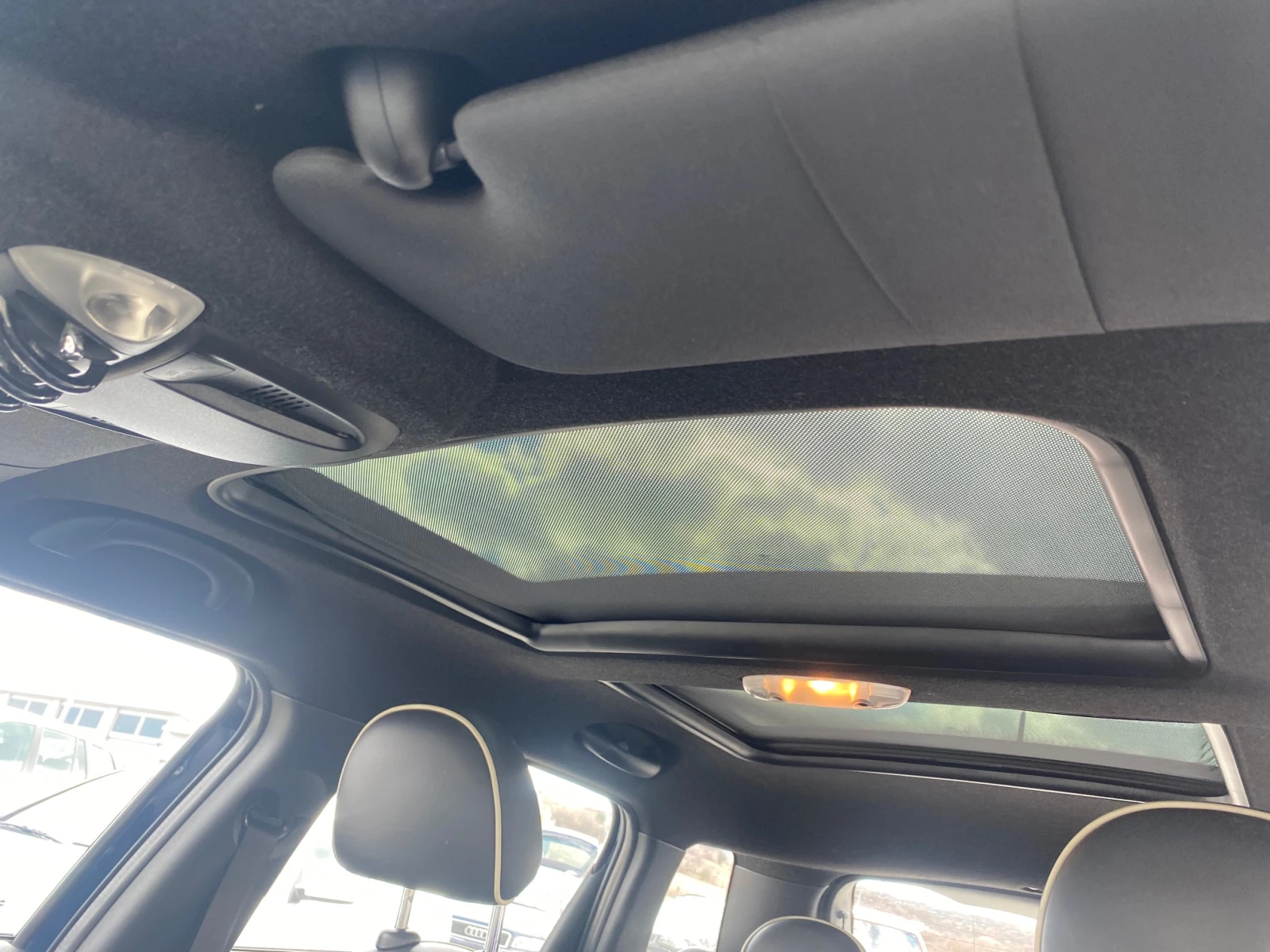 Mini Countryman 1.6i Кожа Панорама Нави, снимка 12 - Автомобили и джипове - 54231240