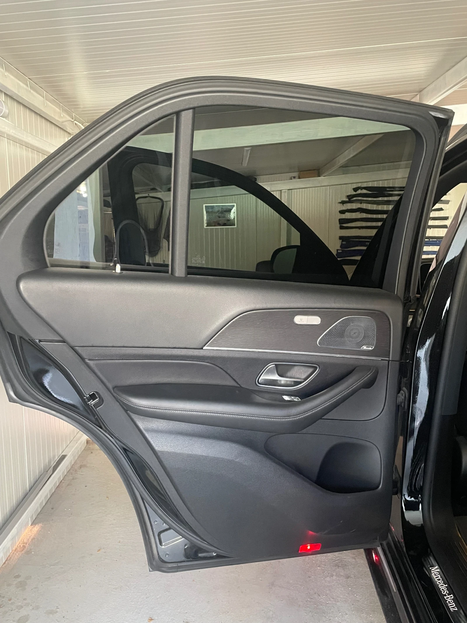 Mercedes-Benz GLE 400, снимка 10 - Автомобили и джипове - 54478030