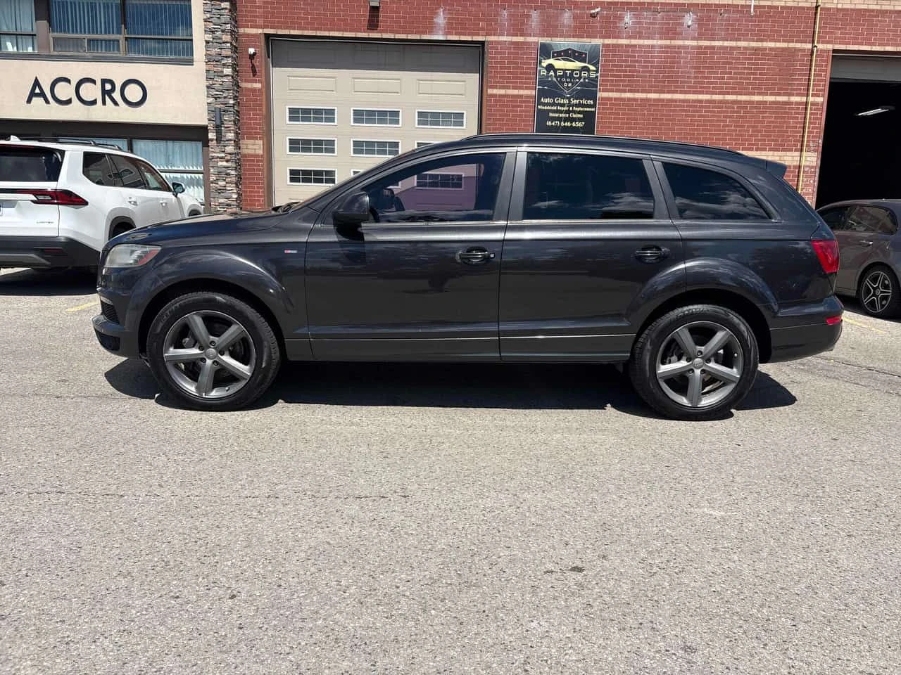 Audi Q7 * 3.0L TDI Progressiv * CARFAX * БЕЗ ПЪРВОНАЧАЛНА , снимка 2 - Автомобили и джипове - 55143235
