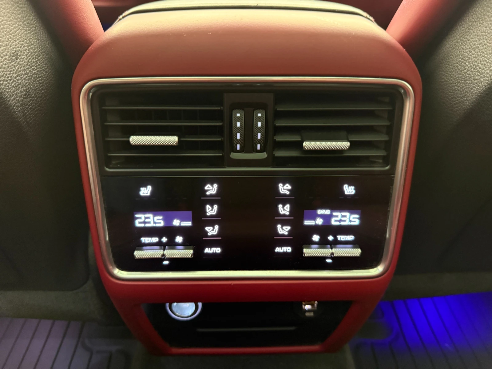 Porsche Cayenne Carbon\Bose\Pano, снимка 17 - Автомобили и джипове - 55393110