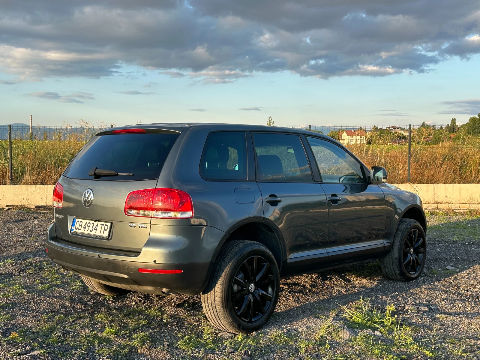 VW Touareg * 3.0* , снимка 5 - Автомобили и джипове - 55393774