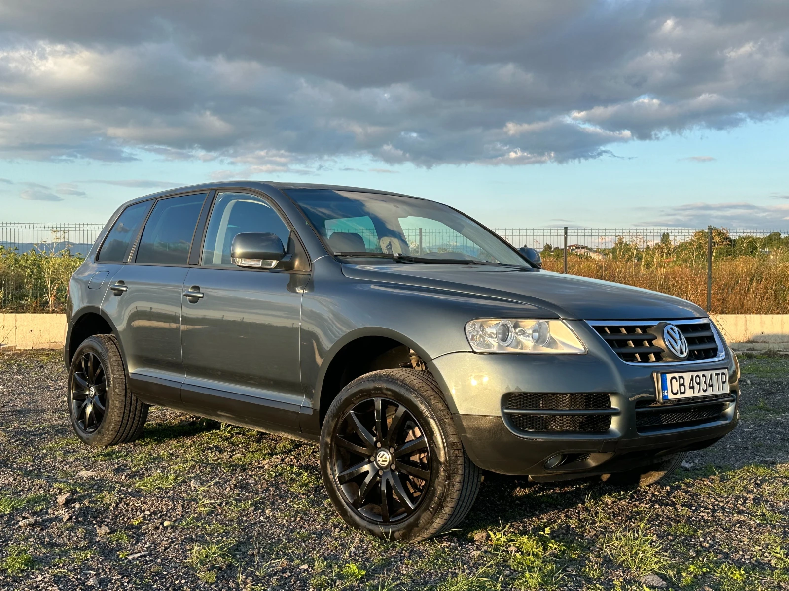 VW Touareg * 3.0* , снимка 2 - Автомобили и джипове - 55393774