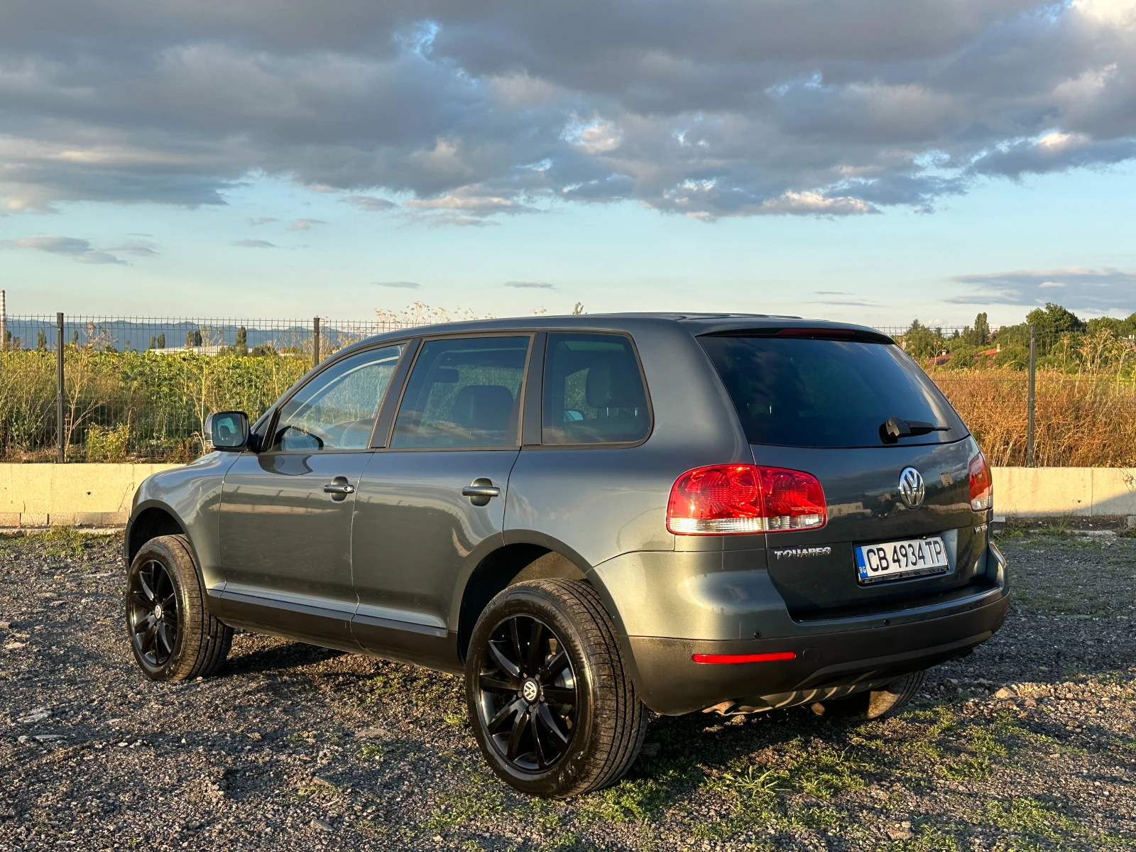 VW Touareg * 3.0* , снимка 4 - Автомобили и джипове - 55393774