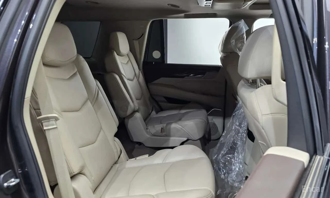 Cadillac Escalade * 6.2 * ФИНАНСИРАНЕ, снимка 11 - Автомобили и джипове - 56341614