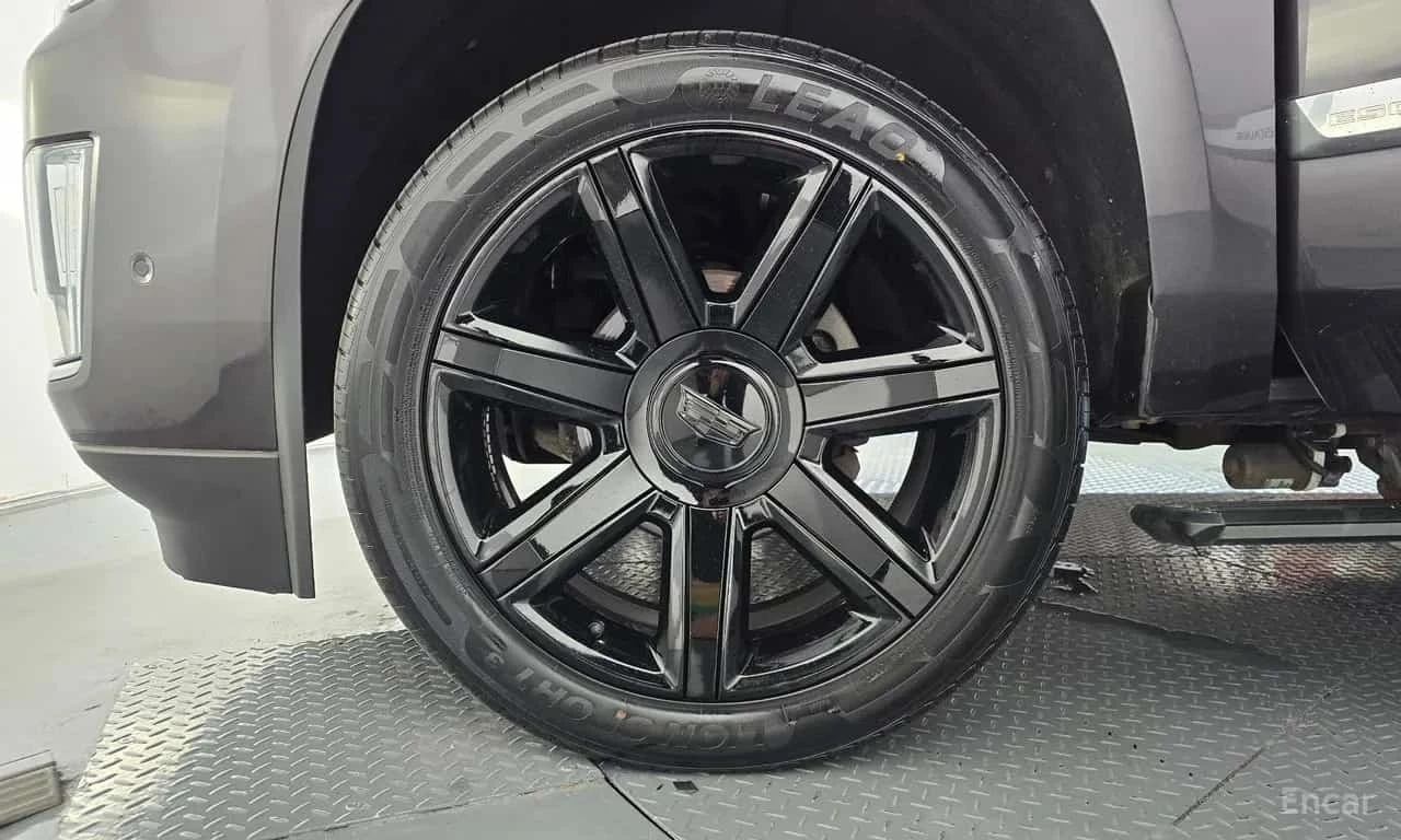 Cadillac Escalade * 6.2 * ФИНАНСИРАНЕ, снимка 5 - Автомобили и джипове - 56341614