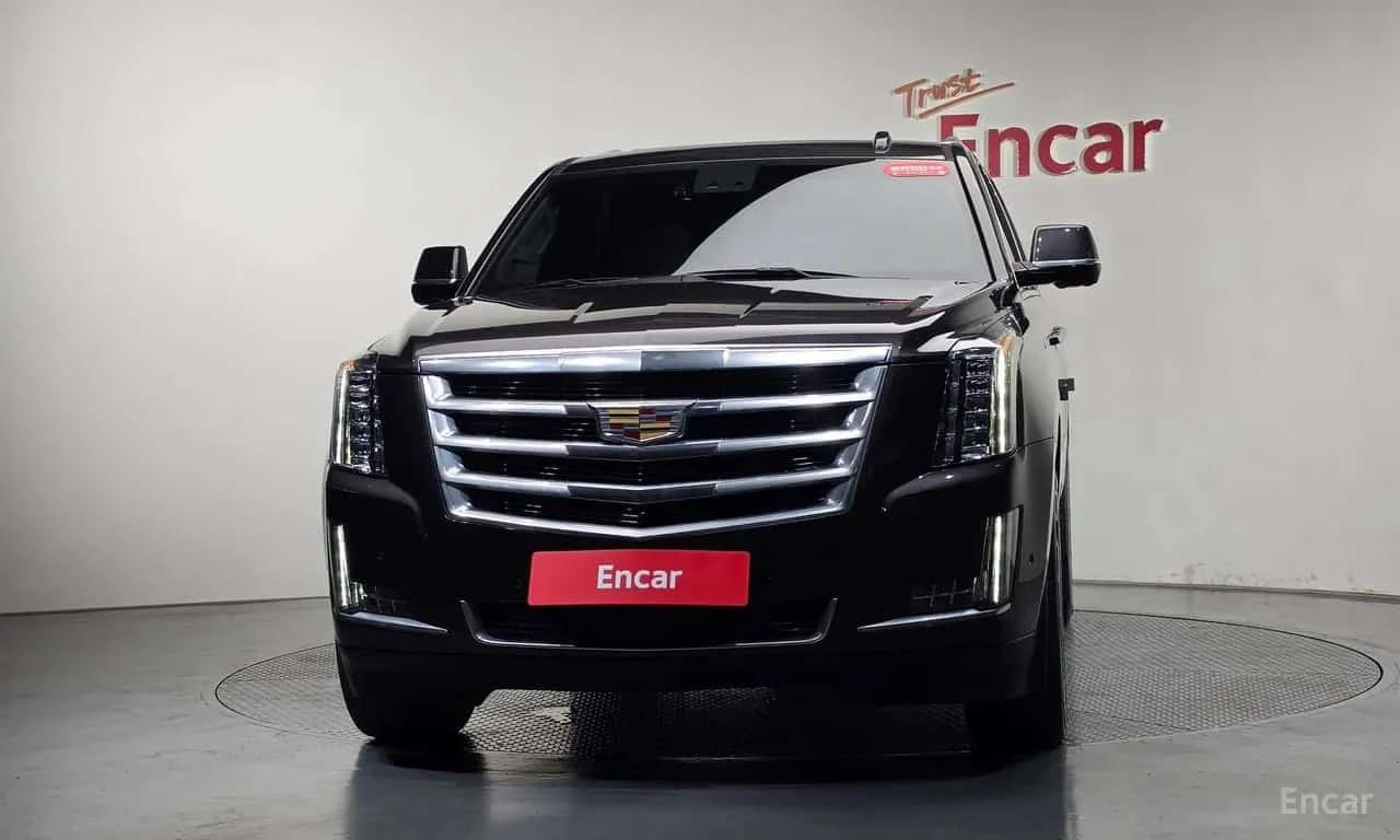 Cadillac Escalade * 6.2 * ФИНАНСИРАНЕ, снимка 3 - Автомобили и джипове - 56341614