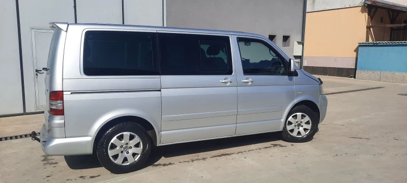 VW Multivan, снимка 4 - Бусове и автобуси - 46772813